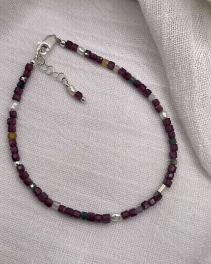 Garnet bracelet Silver