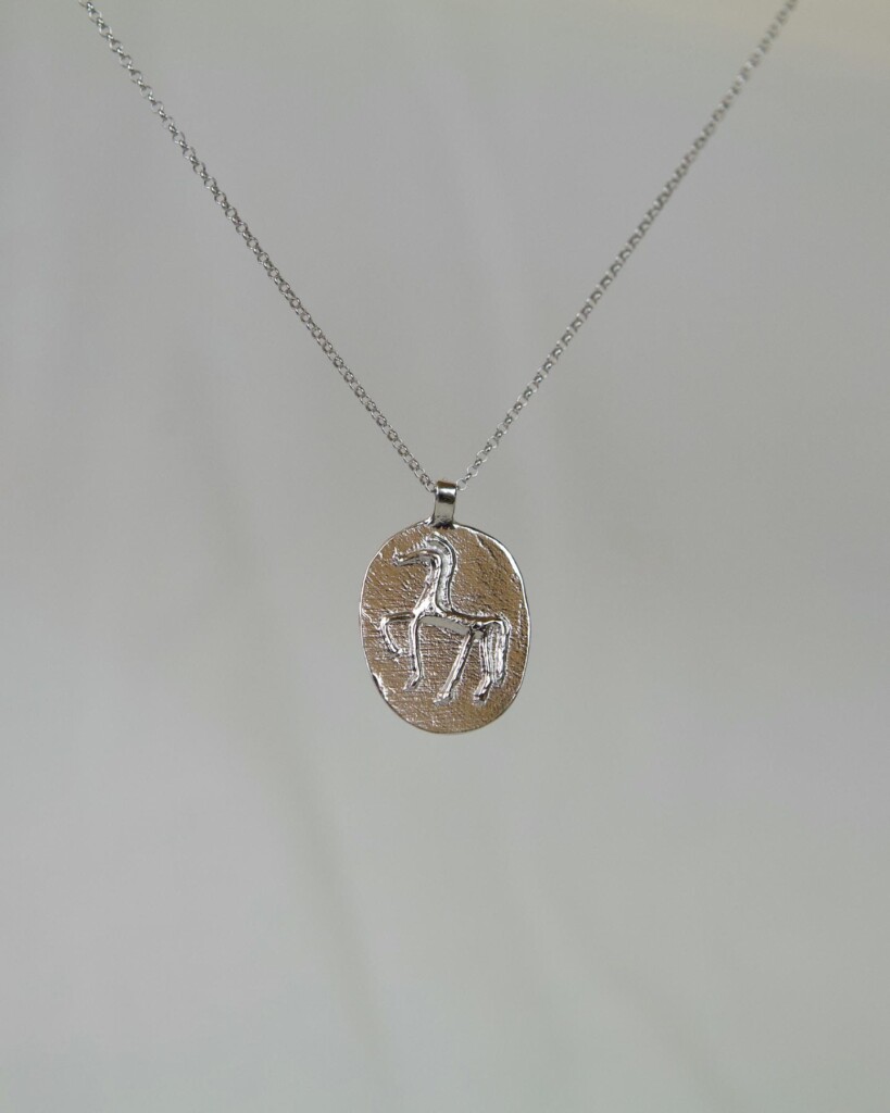 Αλογάκι κολιέ ασήμι